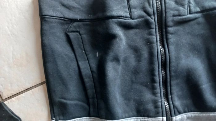 Gilet zippe nike à capuche 12/13 ans - photo numéro 3