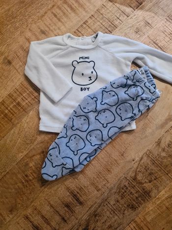 Lot 2 pyjamas bleu 3 mois