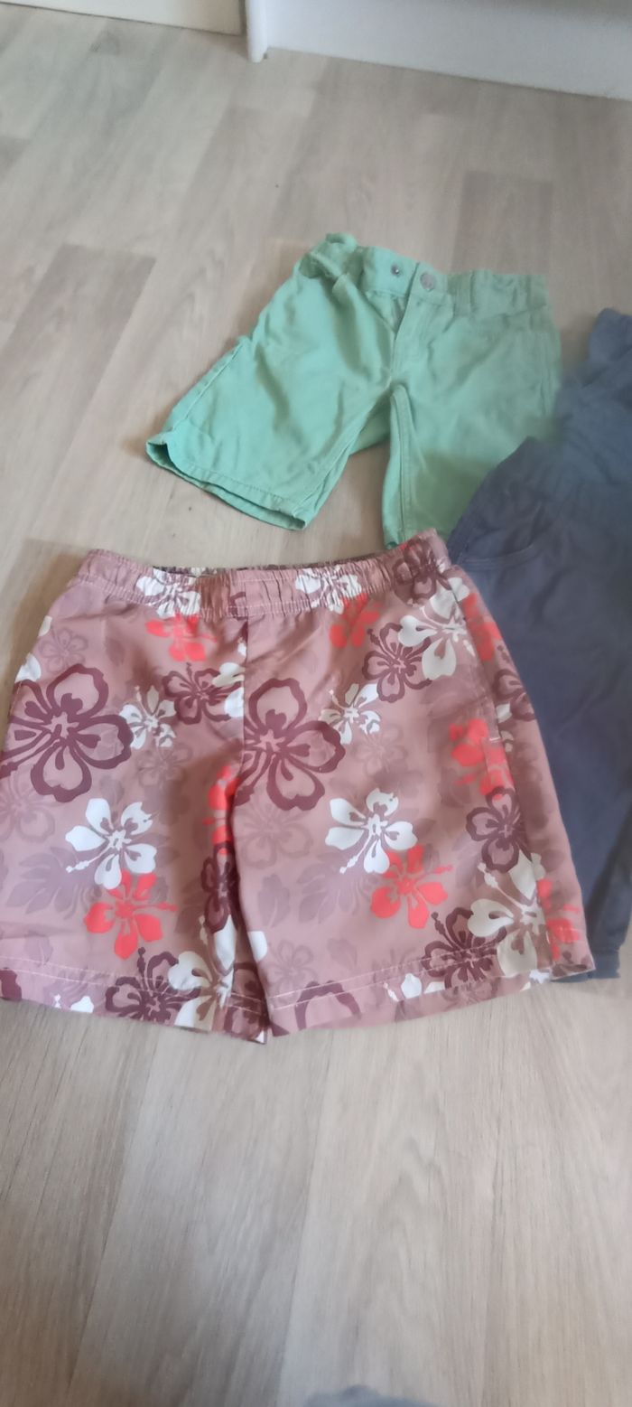 Lot été garçon 5/6 ans - photo numéro 2