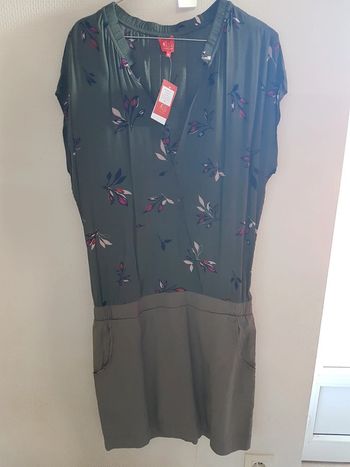 Robe.