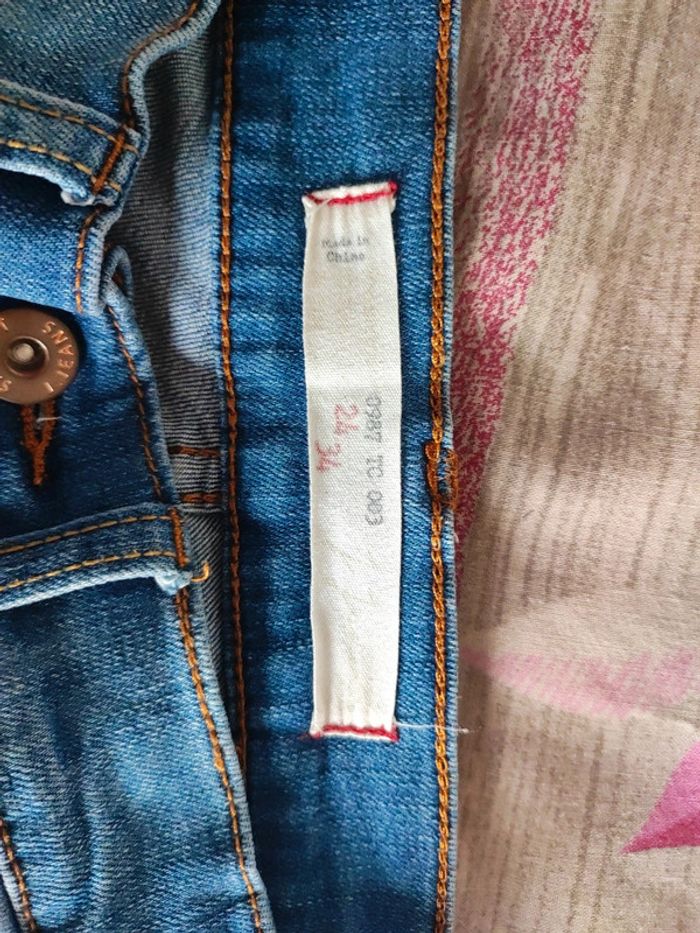 Jean style usée - photo numéro 6