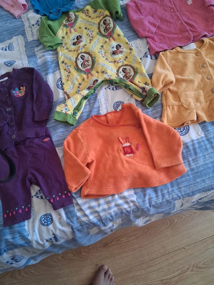 Lot vêtements fille 6 mois - photo numéro 6