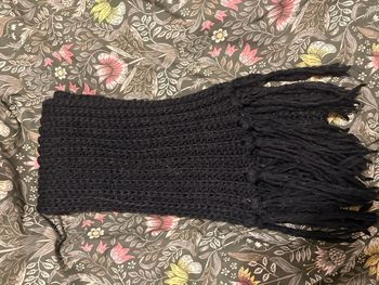 ✨ Écharpe noire avec franges ✨ 