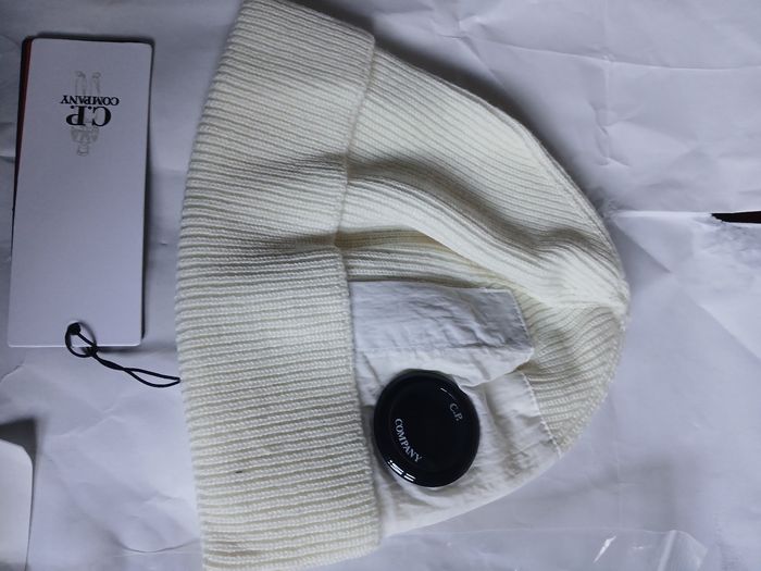 Bonnet C.P Company - photo numéro 3