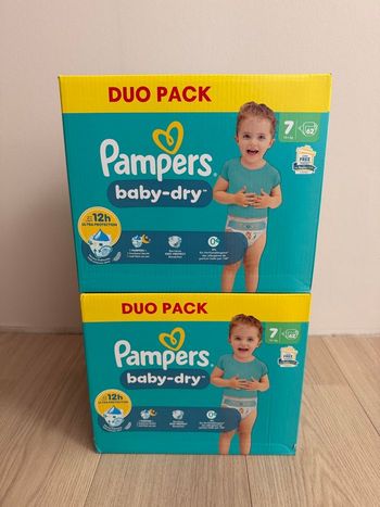 124 couches Pampers taille 7