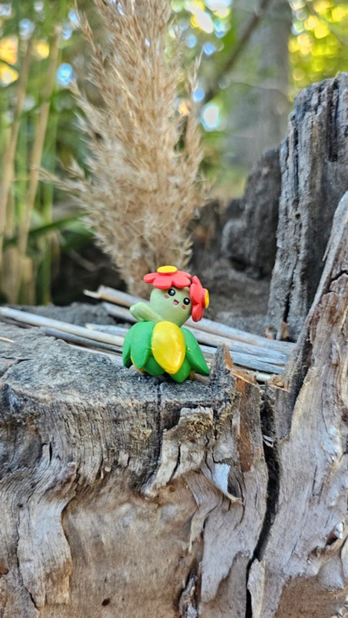 Super figurine Pokemon Nintendo joliflor - photo numéro 2