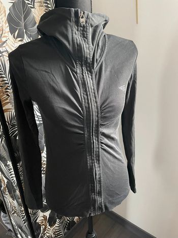 Gillet a fermeture noir esprit s