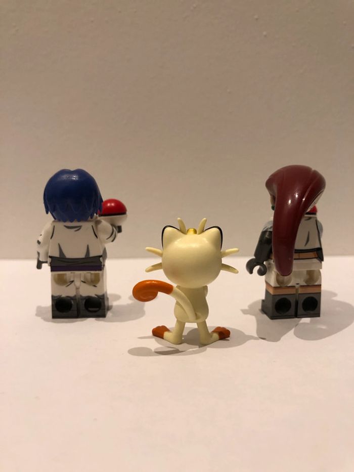 Figurine type lego Team Rocket - photo numéro 3