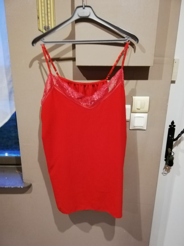 Débardeur taille 52 rouge