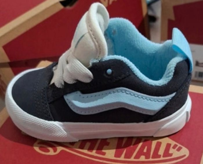 Van’s bleu 19 - photo numéro 2