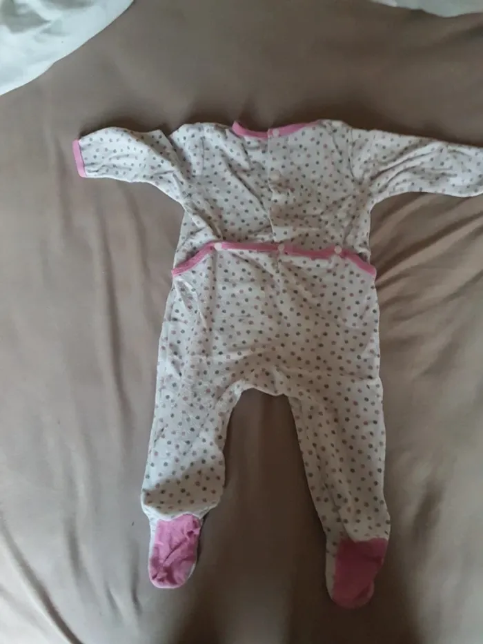 Pyjama - photo numéro 6