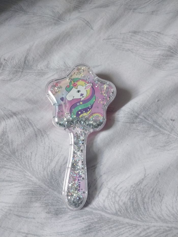 Brosse magique licorne