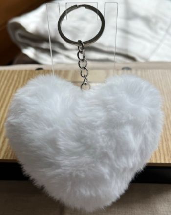 Porte clé coeur fourrure