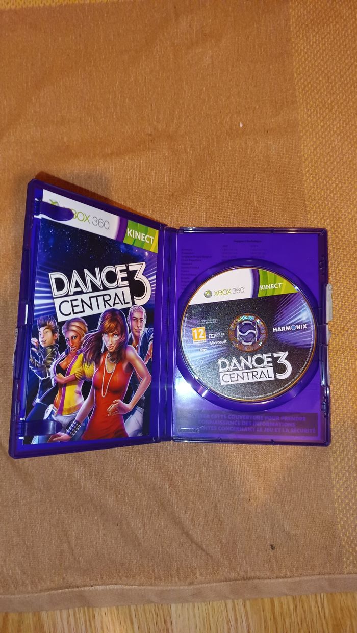 Dance central 3 Xbox 360 - photo numéro 2