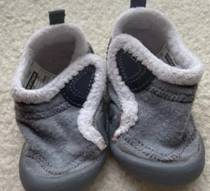 Chaussons fourrés Décathlon - Taille 21 - Très bon état - photo numéro 2