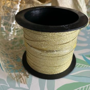 Bolduc or paillettes