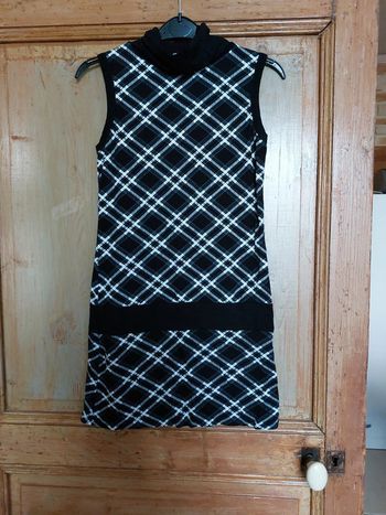 Robe courte noir et blanc