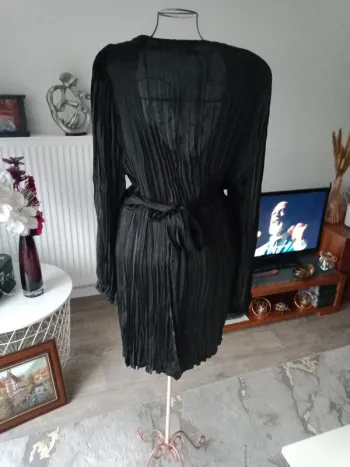 Robe noir  style blouse