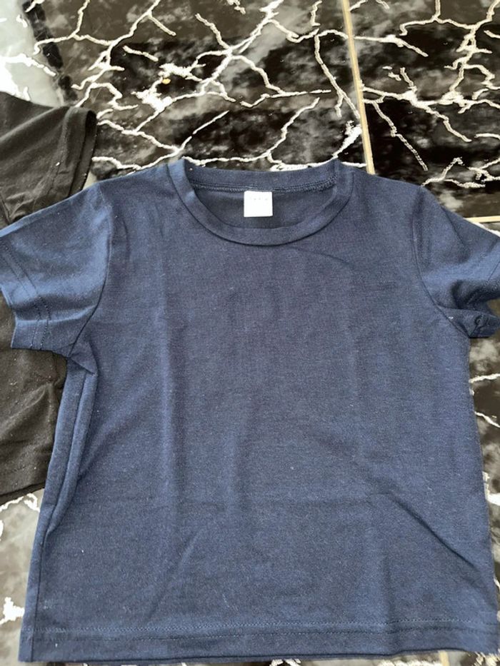 T shirt 3 ans - photo numéro 3
