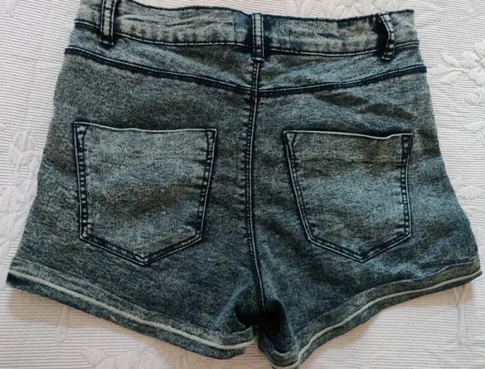 Short Bershka - photo numéro 2