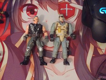 Lot 2 figurines soldats millitaires style gi joe chap mei
