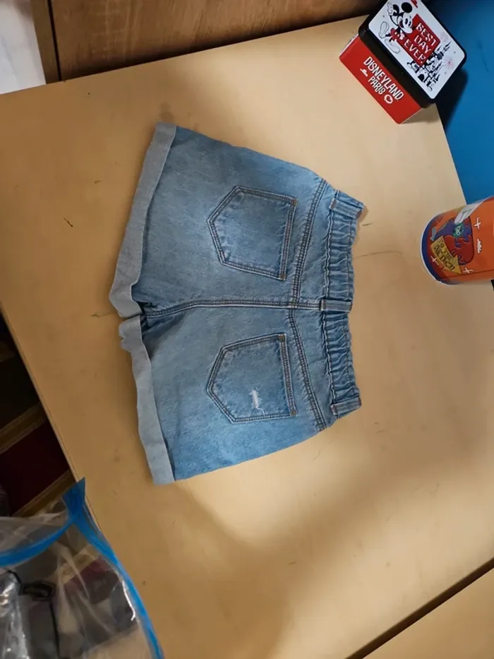 Short kiabi jeans fille 8 ans - photo numéro 3
