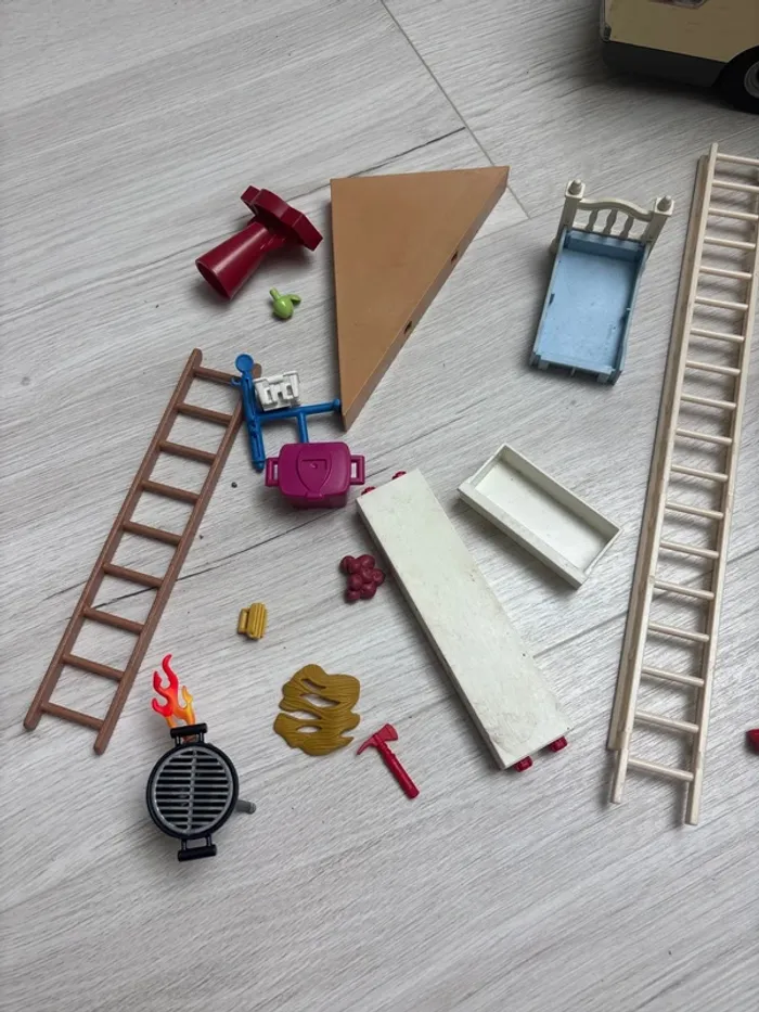 Lot de pièces détachées playmobil - photo numéro 4