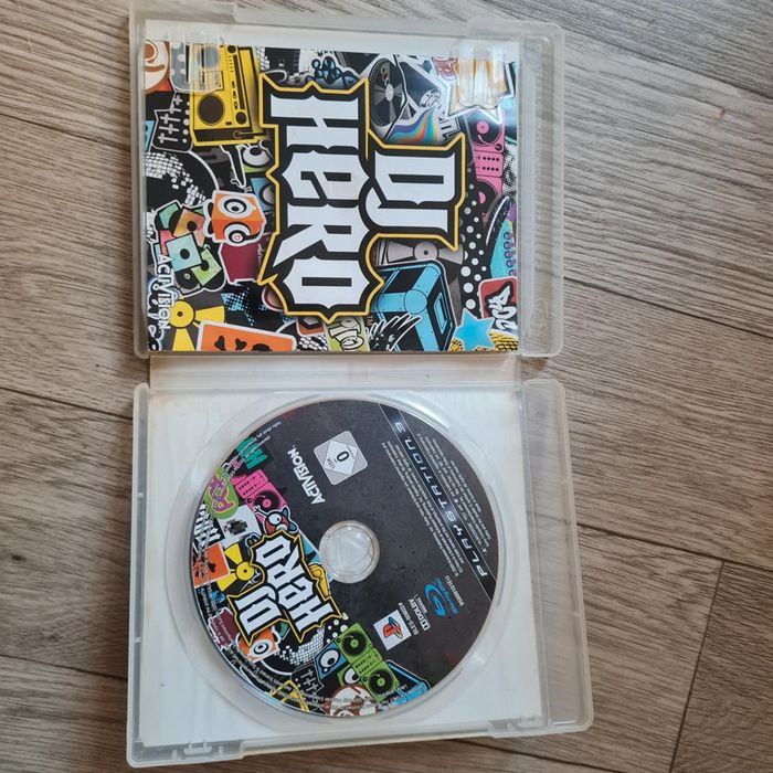 Dj hero - photo numéro 2