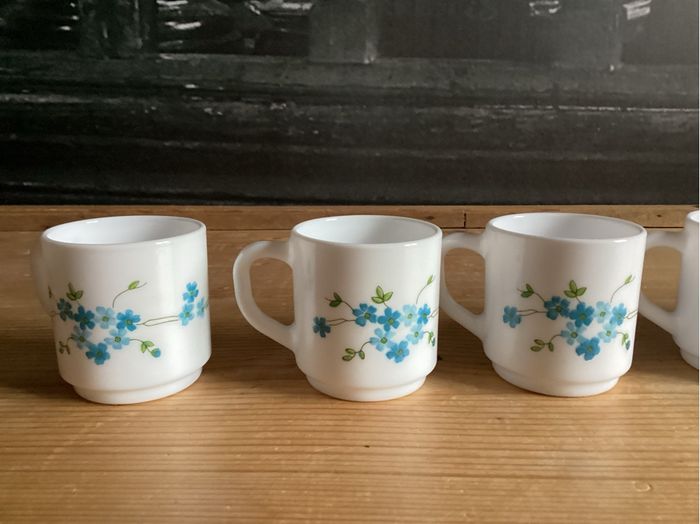 6 Tasses à café motif myosotis Arcopal - photo numéro 2