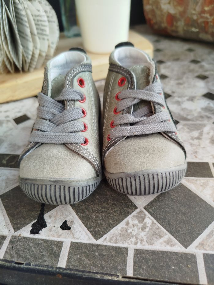 Lot de chaussures de bébé - photo numéro 5