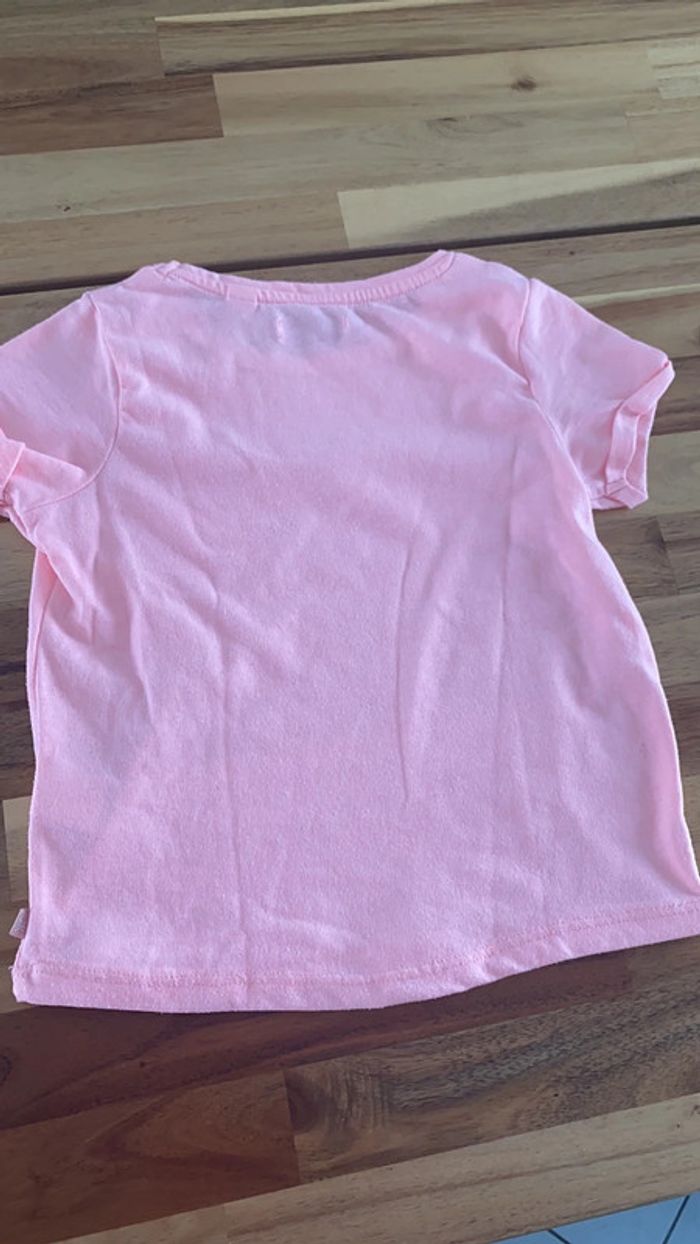 T-shirt rose fluo 💓 - photo numéro 4