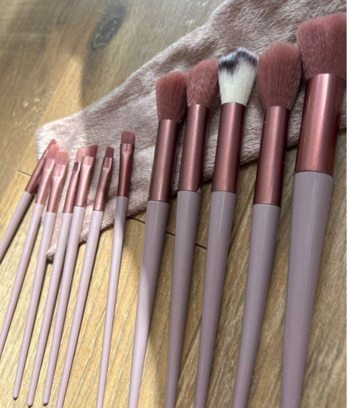 Kit set de pinceau makeup - photo numéro 3