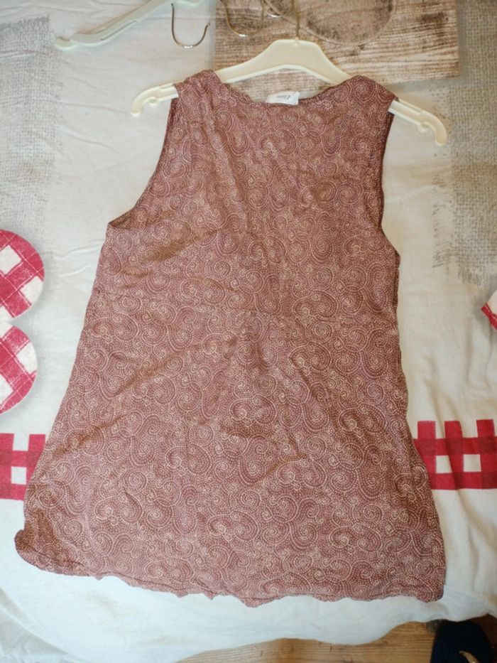Tee-shirt sans manches - photo numéro 4