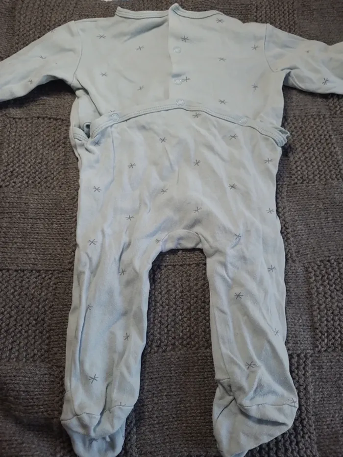 👶Pyjamas fin Gemo taille 6mois👶 - photo numéro 4