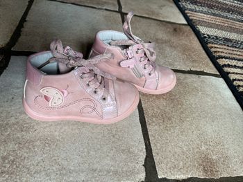 Chaussures fille taille 23