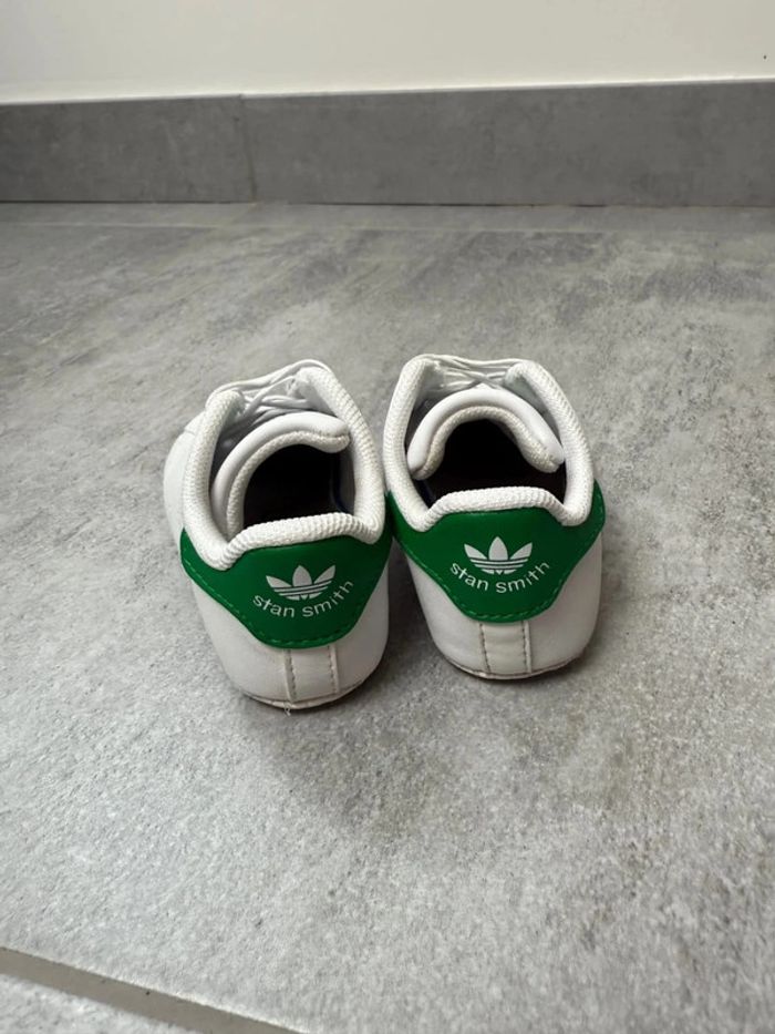 Baskets Adidas Stan Smith taille 19 unisexe super état - photo numéro 4