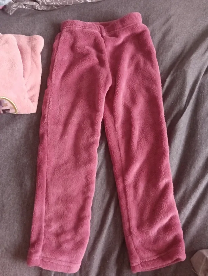 Pyjama Minnie taille 6 ans - photo numéro 4