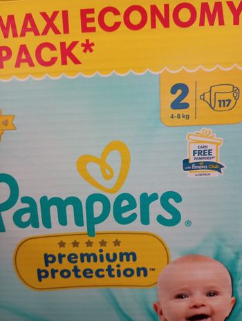 2 carton Couches Pampers taille 2