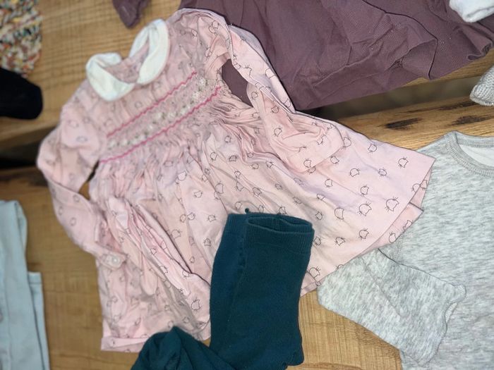 Lot vêtements fille 6 mois hiver chaussons robe col Claudine gilet petit bateau Jacadi collants - photo numéro 6