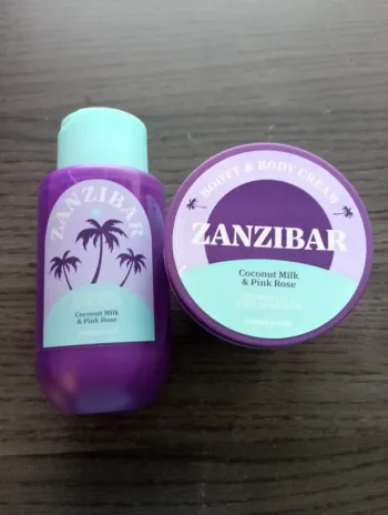 Lot gel douche et crème: lait de coco, rose rose et acide hyaluronique