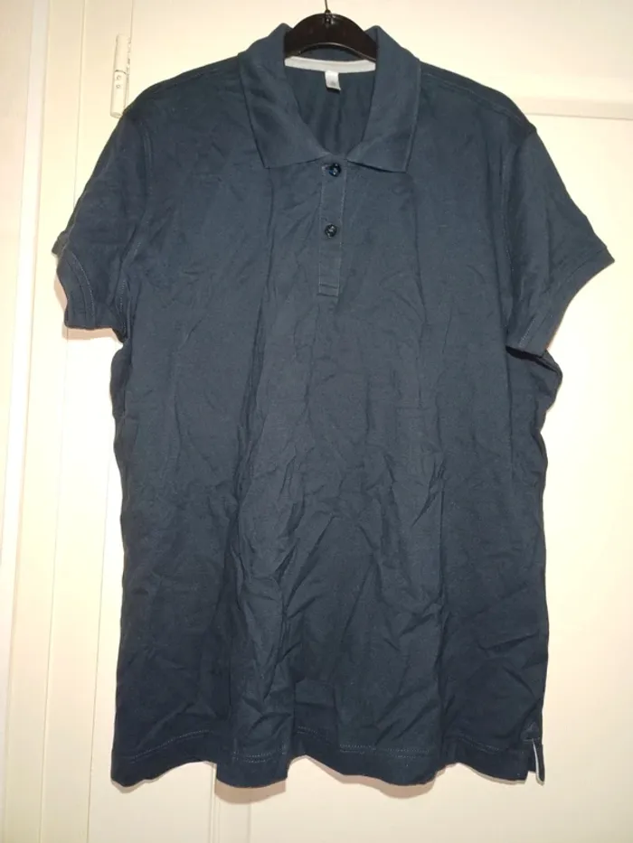 Polos Kariban