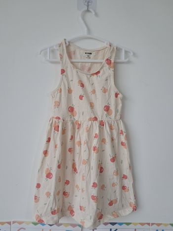 Robe ete neuve 5 ans
