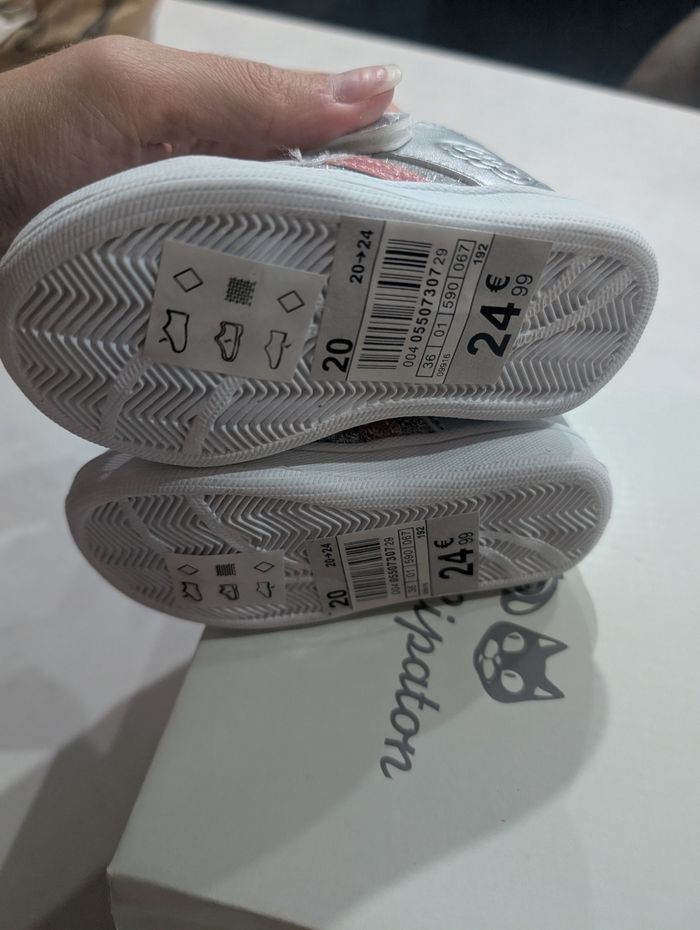 Chaussures basket sneakers taille 20 - photo numéro 5