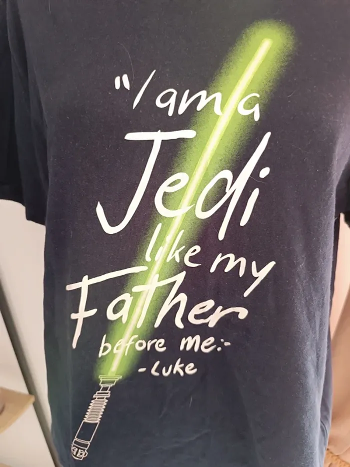 🎀 jolie t-shirt bleu marine star wars taille xl 🎀 - photo numéro 2
