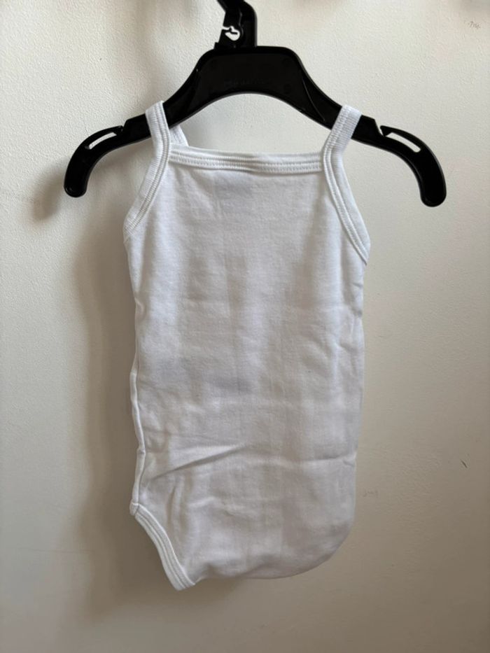 Lot 3 bodies bretelles Petit Bateau 3 mois - photo numéro 5