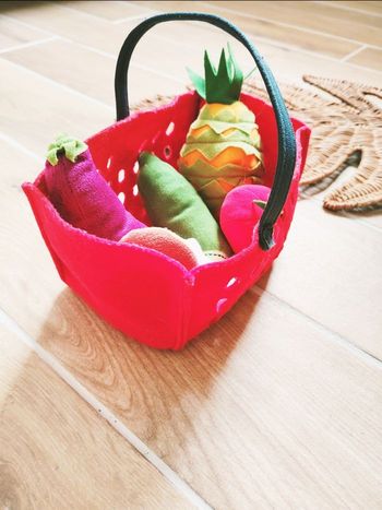 🧺 Jeu d'imitation - Dinette Panier rouge anse avec légumes et fruits en tissu-peluche