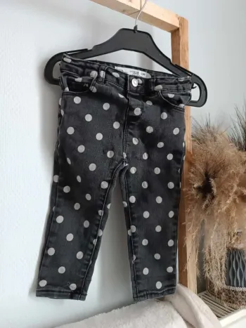 Jean à pois noir Zara 18 mois