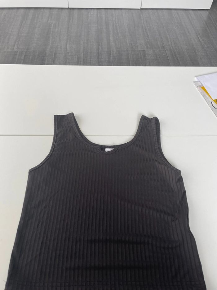 Croc top noir taille 13-14 ans