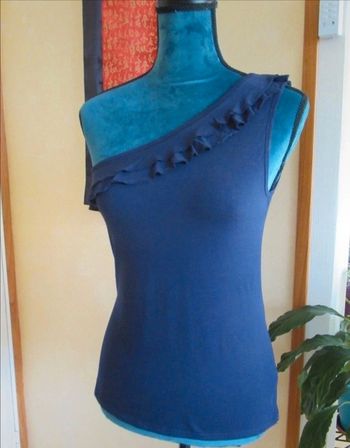 Tee-shirt bleu marine Kiabi Taille 38/40