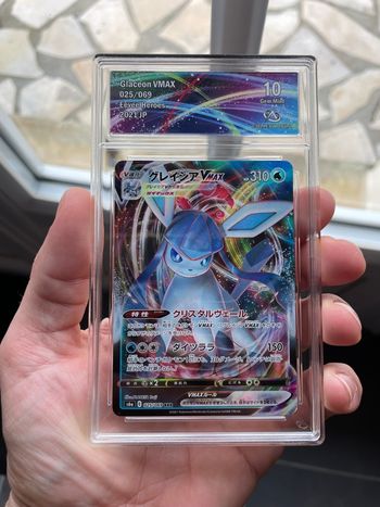 Pokémon carte gradée Givrali VMAX CA 10